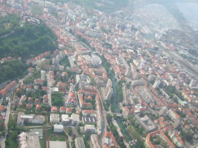 Ljubljana iz zraka - foto