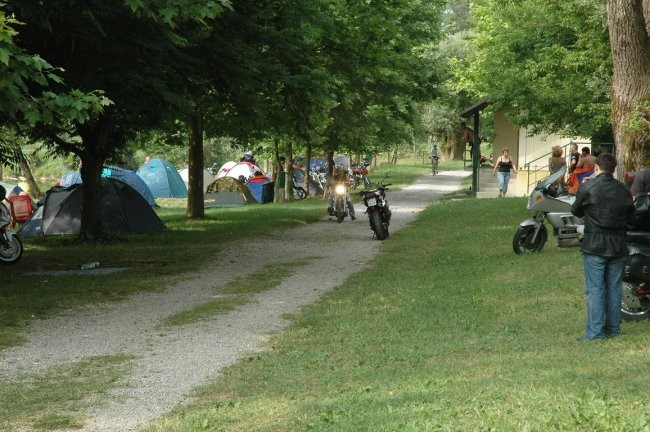 Zbor motoristov Podzemlje 23-25.6.2006 - foto povečava