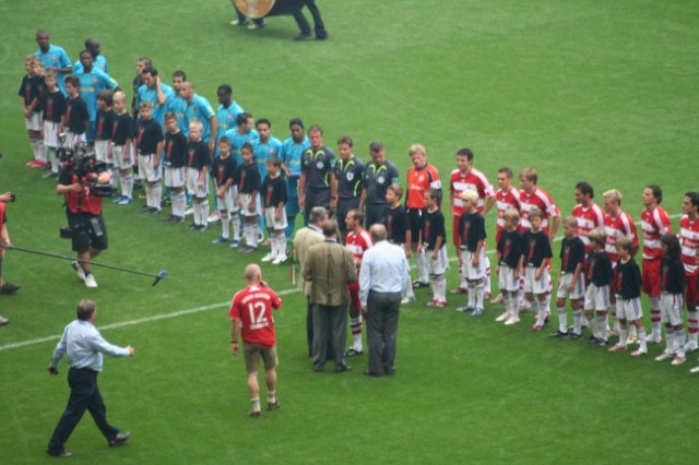 Mehmet Scholl - poslovilna tekma Bayern: Barc - foto