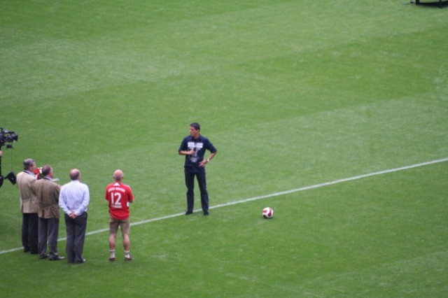 Mehmet Scholl - poslovilna tekma Bayern: Barc - foto