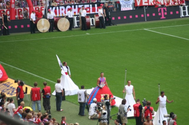 Mehmet Scholl - poslovilna tekma Bayern: Barc - foto