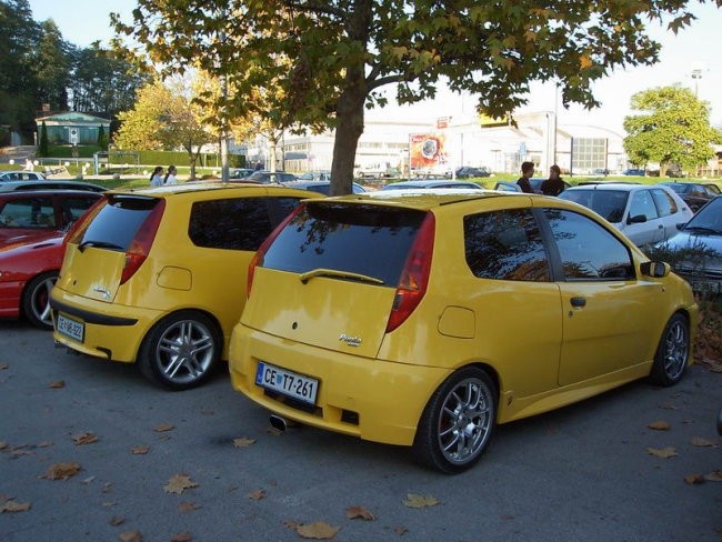 Tuning autoshow 2005 - foto povečava