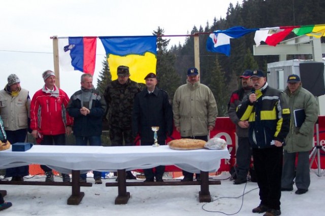 2.DRŽ. PRV. VETERANOV V SMUČANJU IN STRELJANJ - foto