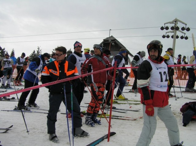 2.DRŽ. PRV. VETERANOV V SMUČANJU IN STRELJANJ - foto