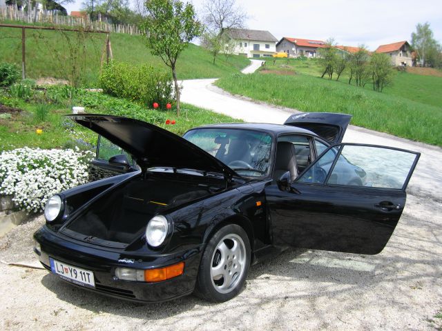 Porsche 911 Carrera 2 - foto