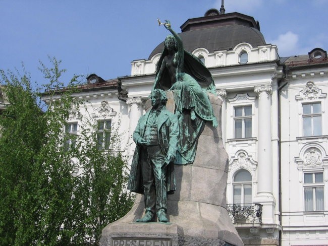 ŽIVALSKI VRT IN GRAD LJ.... - foto povečava