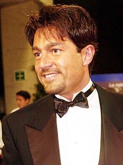 Fernando Colunga - Luis Manrique  y Arellano - foto