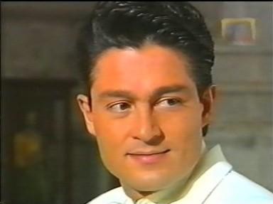 Fernando Colunga - Luis Manrique  y Arellano - foto povečava