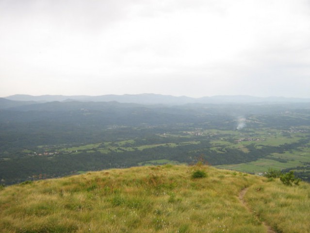 Pogled z Srednjega vrha v dolino