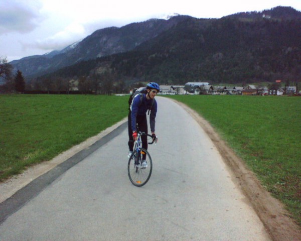 S kolesom po Sloveniji - foto