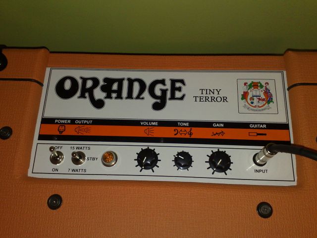 Orange Tiny Terror - foto