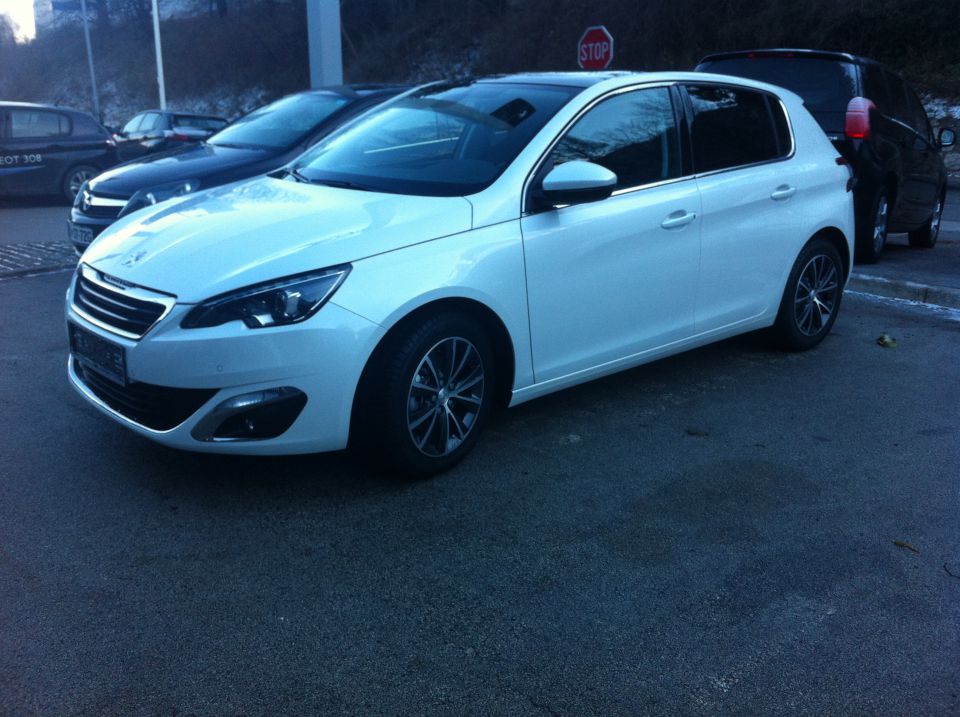 Peugeot 308 - foto povečava