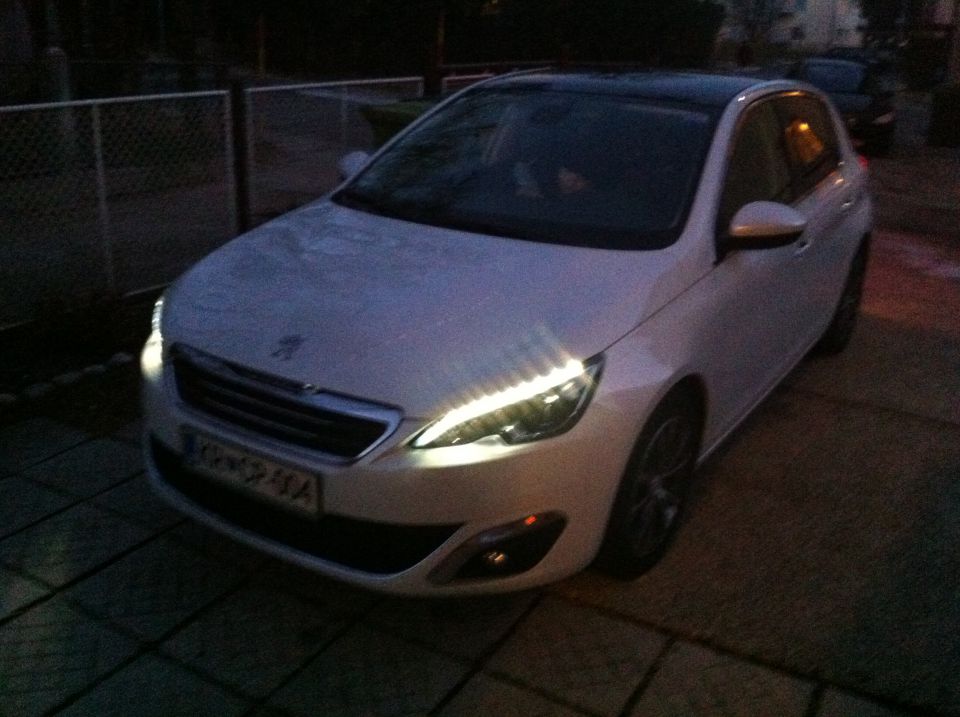 Peugeot 308 - foto povečava