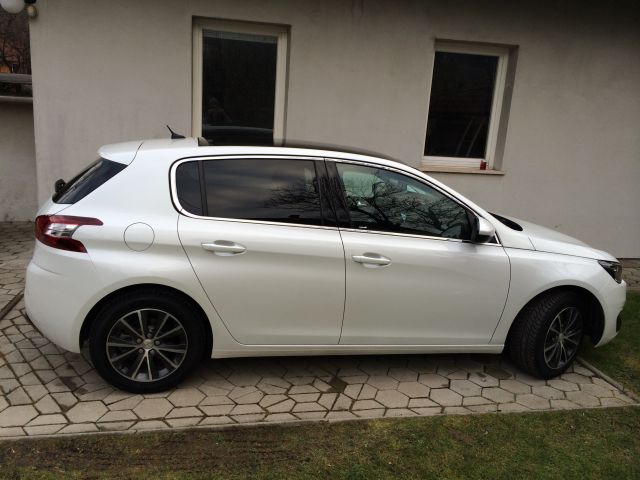 Peugeot 308 - foto