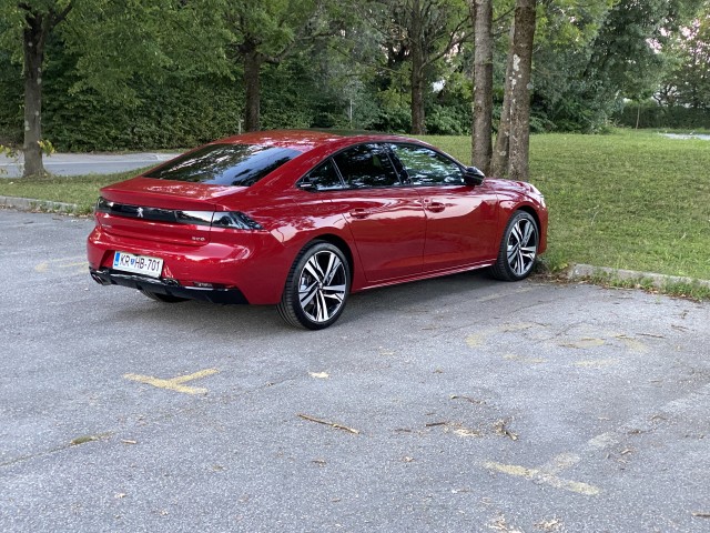 Peugeot 508 - foto