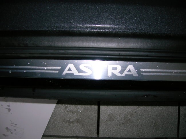 Astra GTC - foto povečava