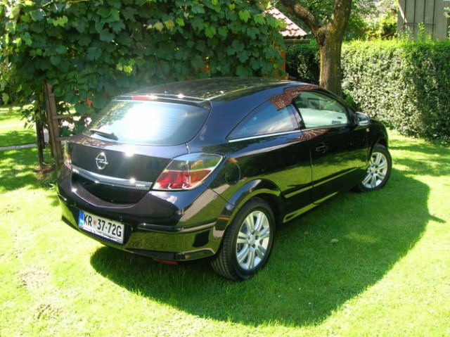 Astra GTC - foto