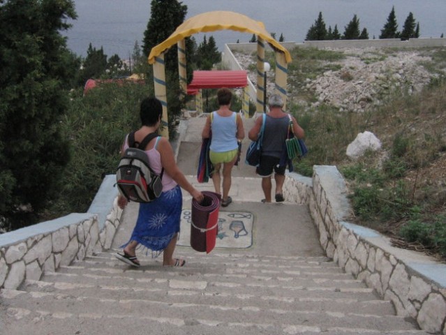 Stopnice za k plaži (270)