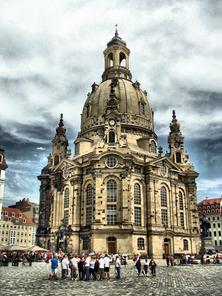 Dresden 9
