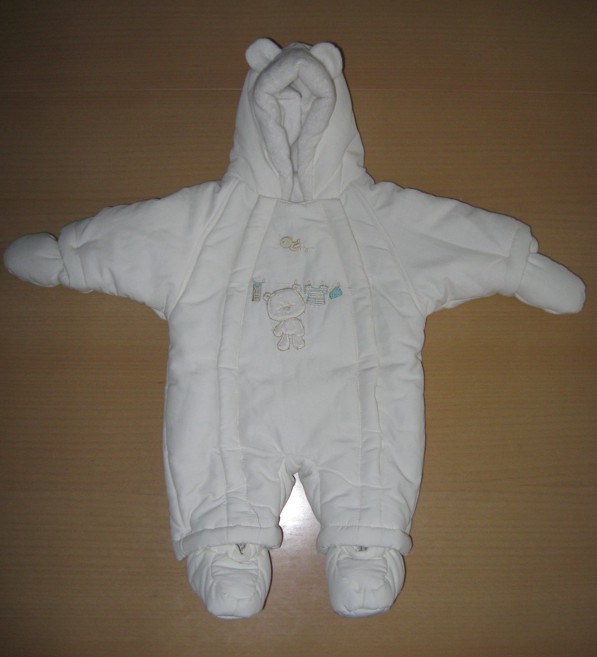 Zimski pajac Mothercare za novorojenčka do 4,5 kg. 7 €