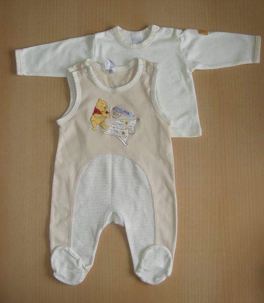 Komplet C&A, medvedek Pu, 62 - 4 €