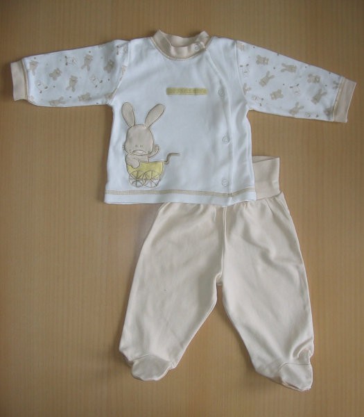 Komplet C&A, 56 - 2,5 € 