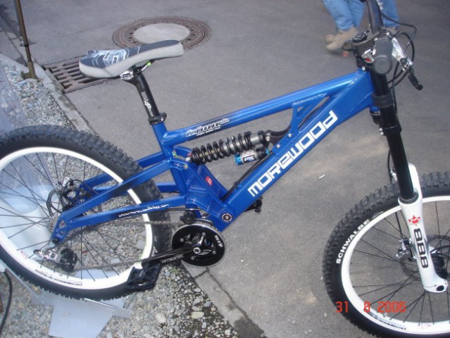 Morewood_2007 - foto