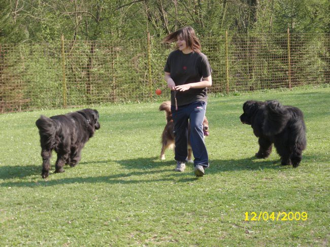 12.04.2009
Poligon KD Trbovlje
Tamara z Žakom, Sona in Carlos