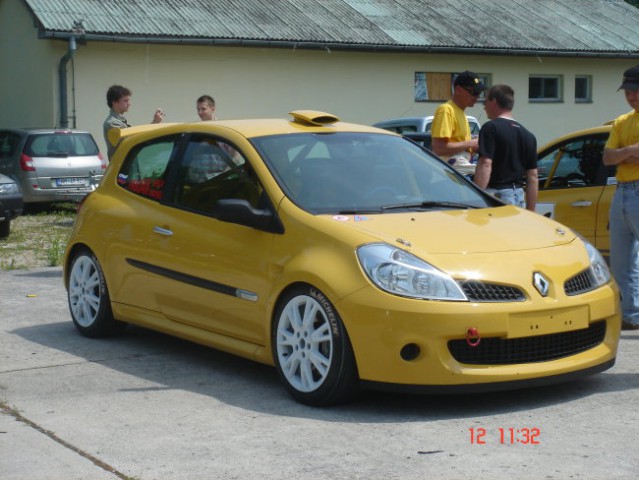 Clio cup - foto