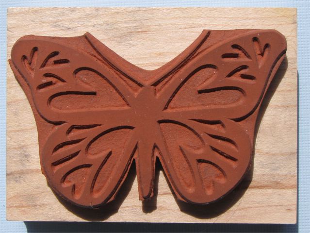 Rabljena štampiljka Hero Arts winged butterfly