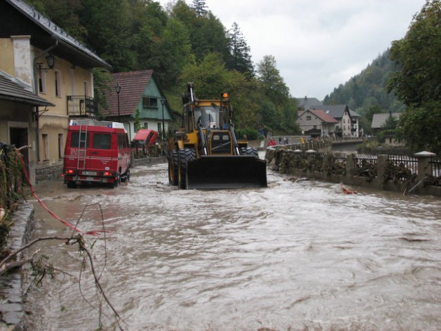 Poplave07 - foto