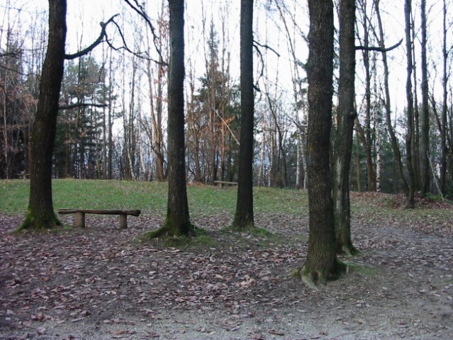 Antropogena uravnava (rekreacijska površina)