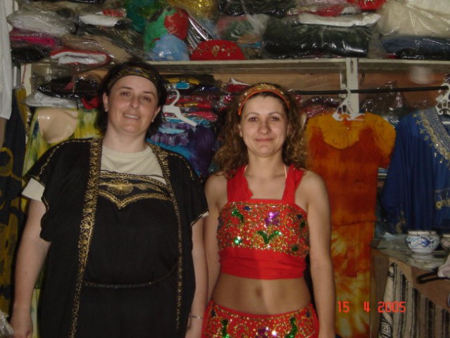Bobika in jaz na djerbi aprila 2005