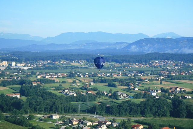 POLET Z BALONOM,12.7.2009 - foto