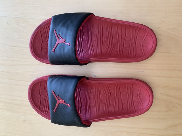 Nike Jordan št. 44 - foto