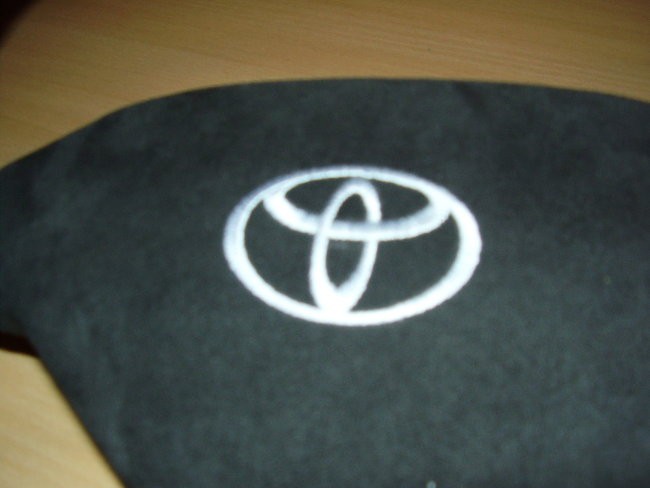 Toyota volan - foto povečava