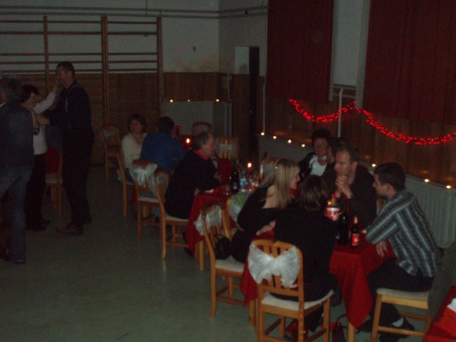 Srčkov ples 10.2.2007 - foto povečava