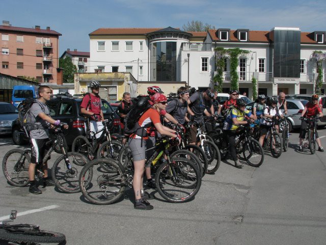 Obronki Snežniških gozdov 10.5.2009 - foto