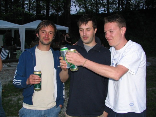 Piknik -žur (Turnše 6.5.2006) - foto povečava