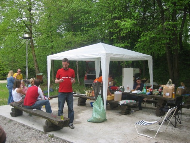 Piknik -žur (Turnše 6.5.2006) - foto