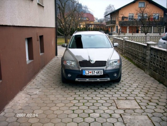 Škoda Octavia Scout - foto