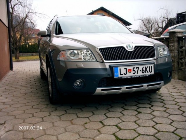 Škoda Octavia Scout - foto