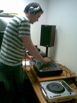 DJ Selecto