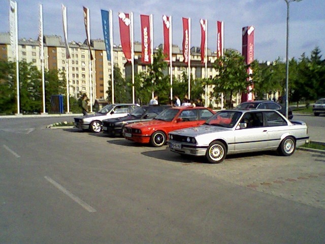 Bmw zbor - foto