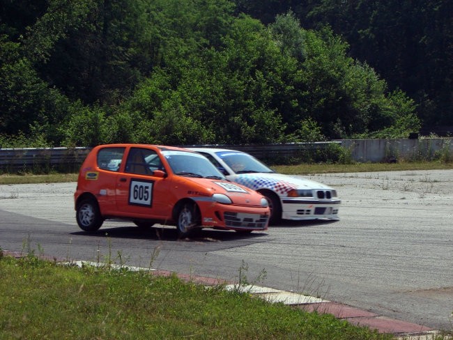 Tik pred BMW sendvičem :)