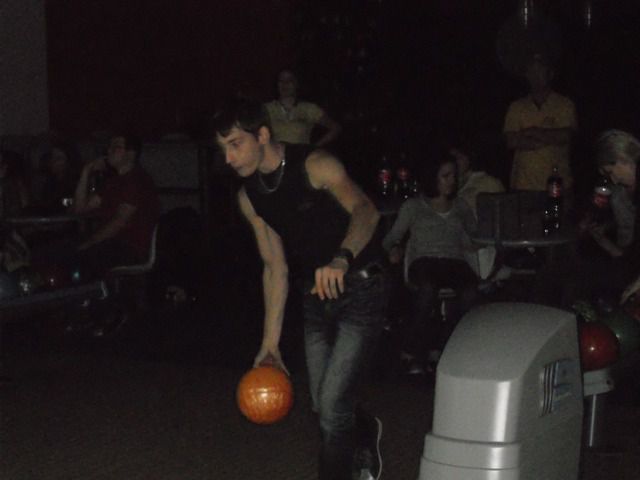 2011.10.23. - Bowling - foto povečava
