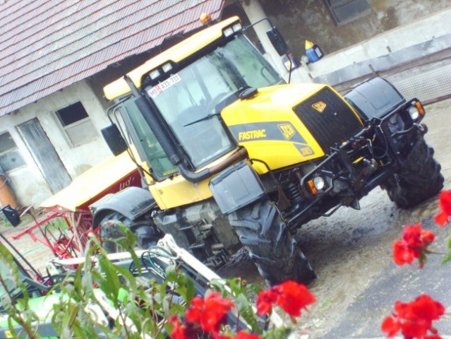 JCB Fastrac - foto