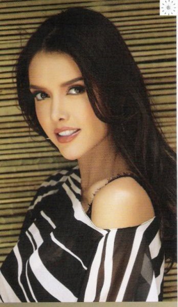 Marlene Favela - Esmeralda Sánchez de Moncada - foto