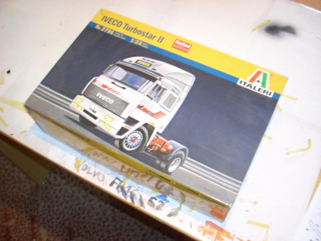 Italeri 1/24 Iveco Turbostar II - foto