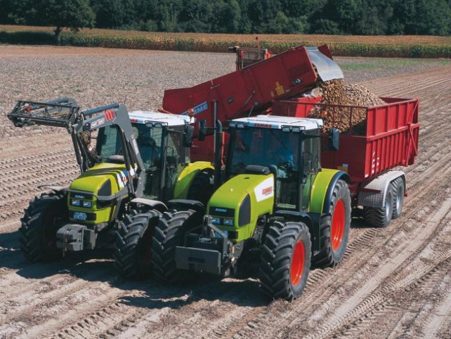 Claas - foto